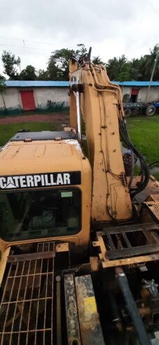 বিক্রি করা হবে CAT 320 CU