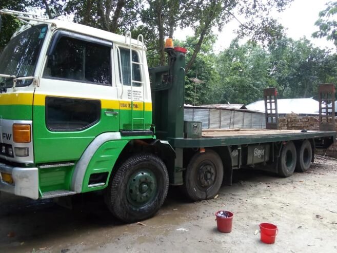 একটি নতুন ১২ চাকা লোবেড বিক্রয় করা হইবে।