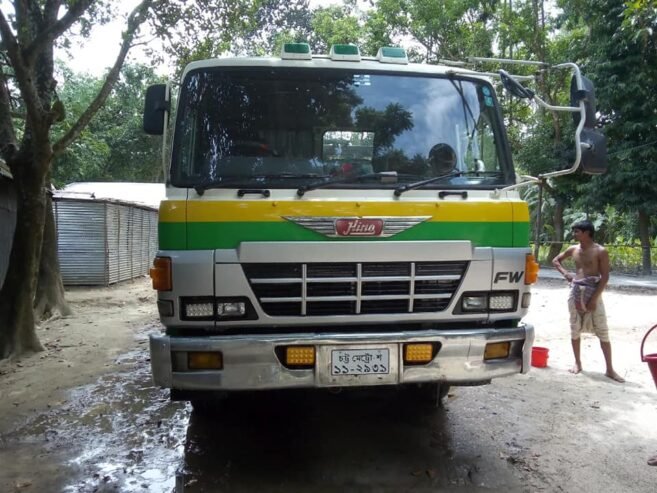 একটি নতুন ১২ চাকা লোবেড বিক্রয় করা হইবে।